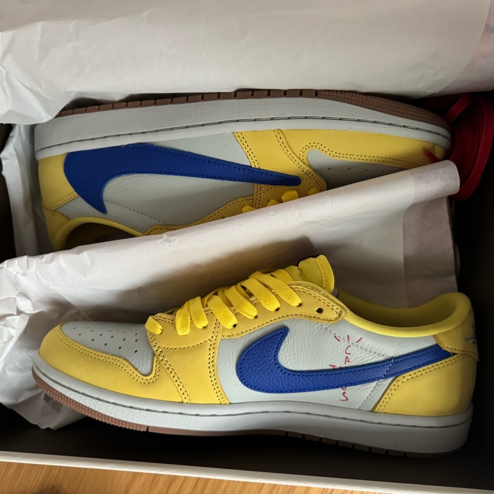 Travis Scott x Air Jordan 1 Retro Low OG SP Canary (BRAND NEW)